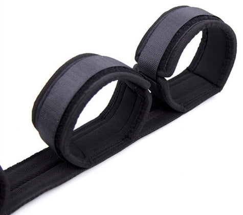 Barre avec Menottes Spreader Nylon noir