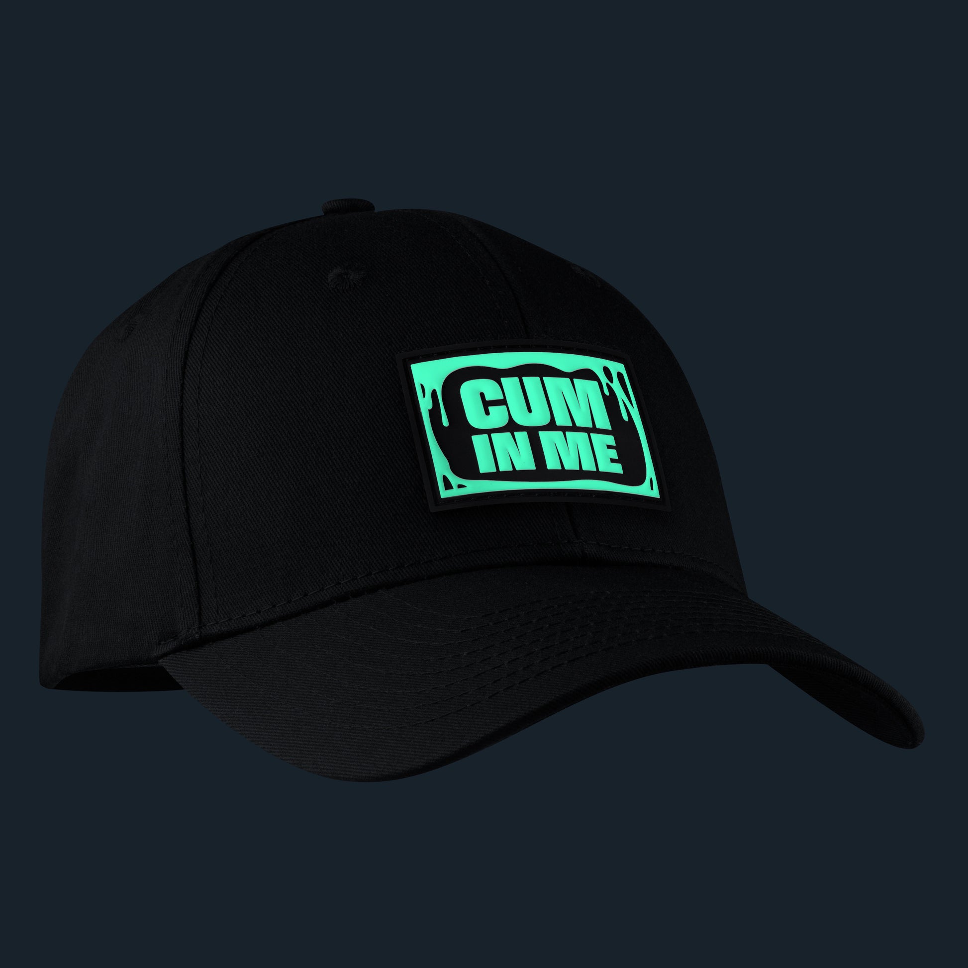 Casquette Fuck & Fist Tag Cum in Me
