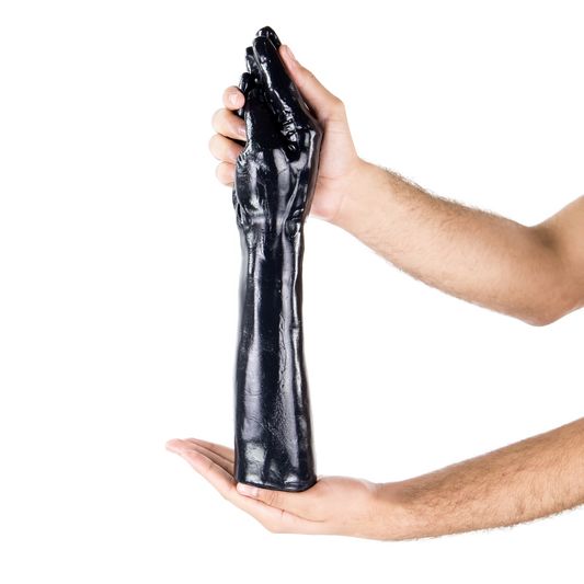FIST AND GLORY 35 x 7.5 cm