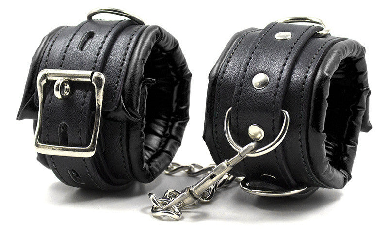 Kit Barre de maintien Collier et Menottes Simply Dom Noir