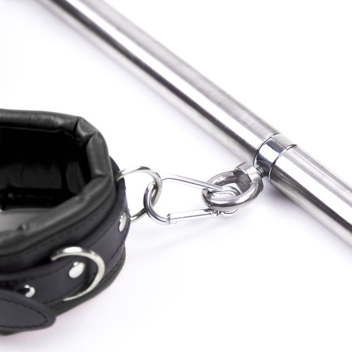 Kit Barre de maintien Collier et Menottes Simply Dom Noir