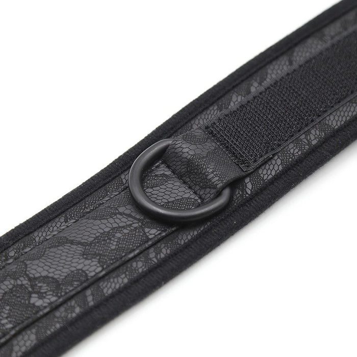 Menottes Scratch Lace