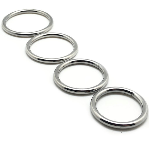 Lot de 4 cockrings en métal ROUND LIGHT Diamètre de 35 à 50mm