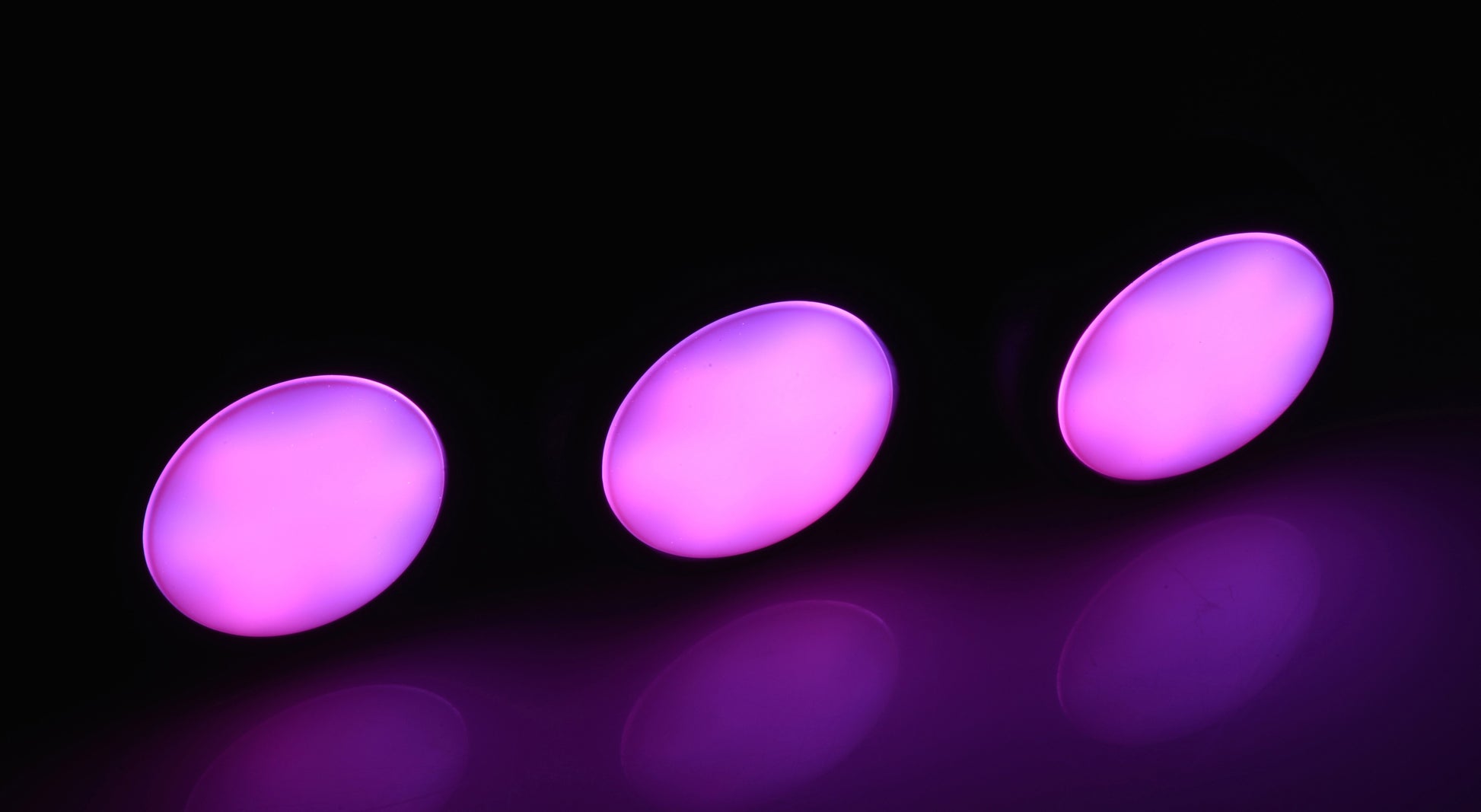 Plug Vibrant Lumineux Light Up Medium 8 x 4 cm