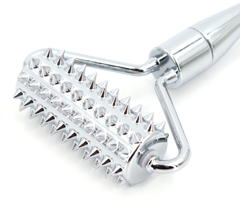 Roulette à picots en métal Micro Roller 12cm